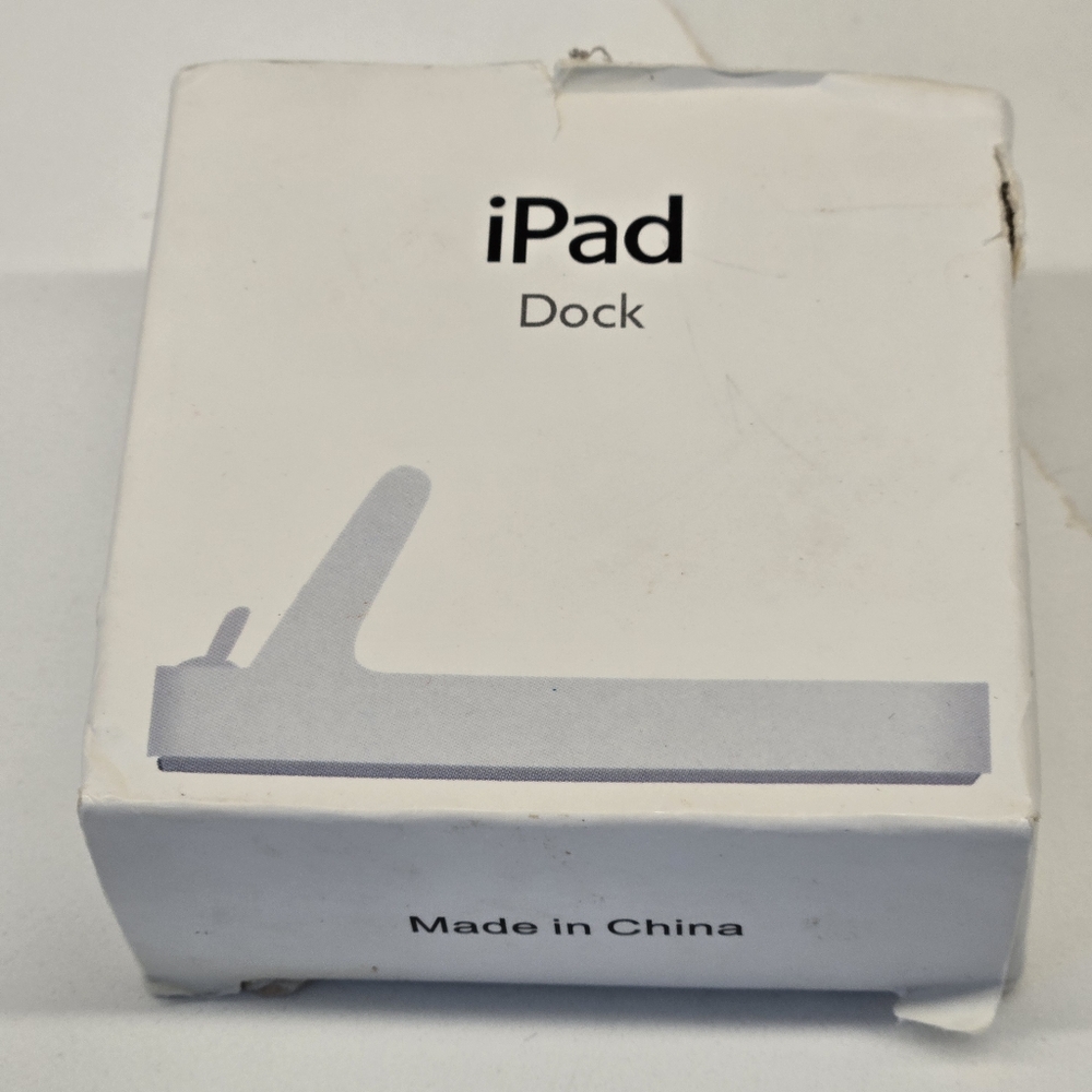 Genuine Apple IPad 2 Dock docking station A1381 30 pin used